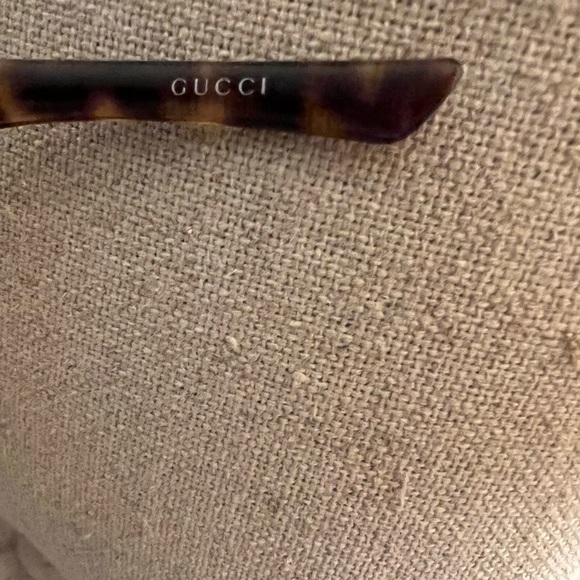 AUTHENTIC GUCCI SUNGLASSES - Picture 6 of 11